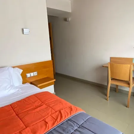 Viaurelia Hotel Montblanc